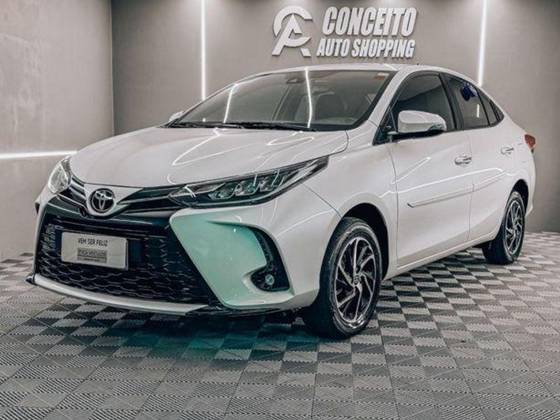TOYOTA YARIS 1.5 16V FLEX SEDAN XLS MULTIDRIVE TOYOTA YARIS 1.5 16V FLEX SEDAN XLS MULTIDRIVE